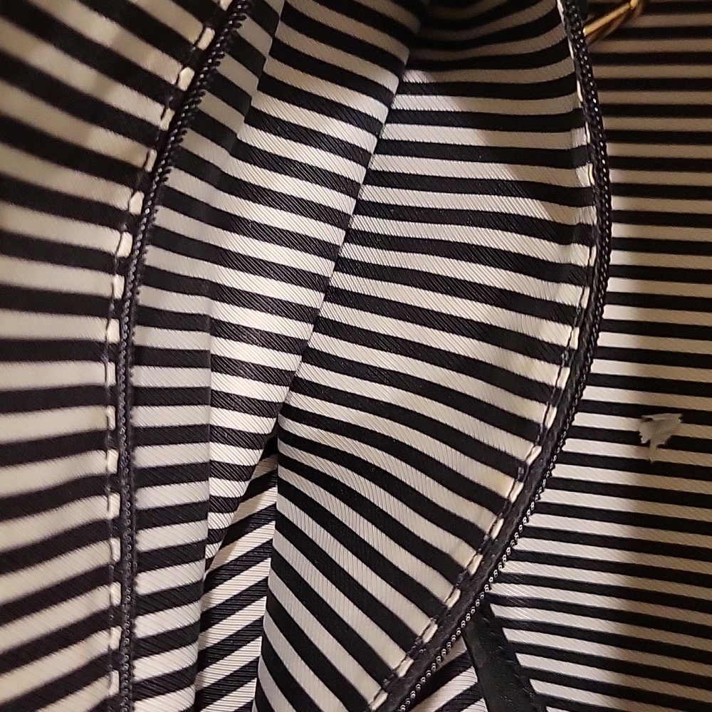 Kate Spade Black Purse - Picture 8 of 13